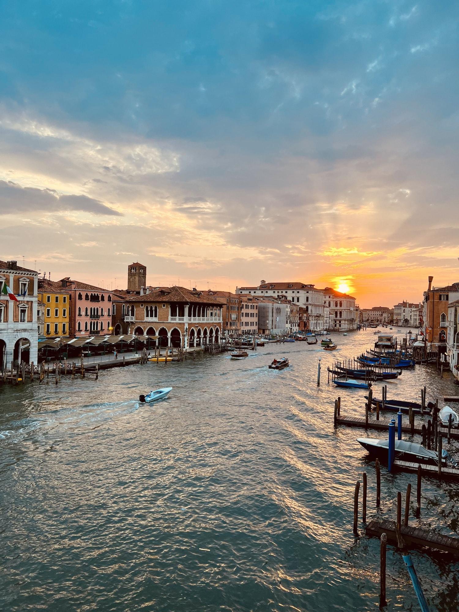 Locanda Leon Bianco On The Grand Canal Venice Luaran gambar